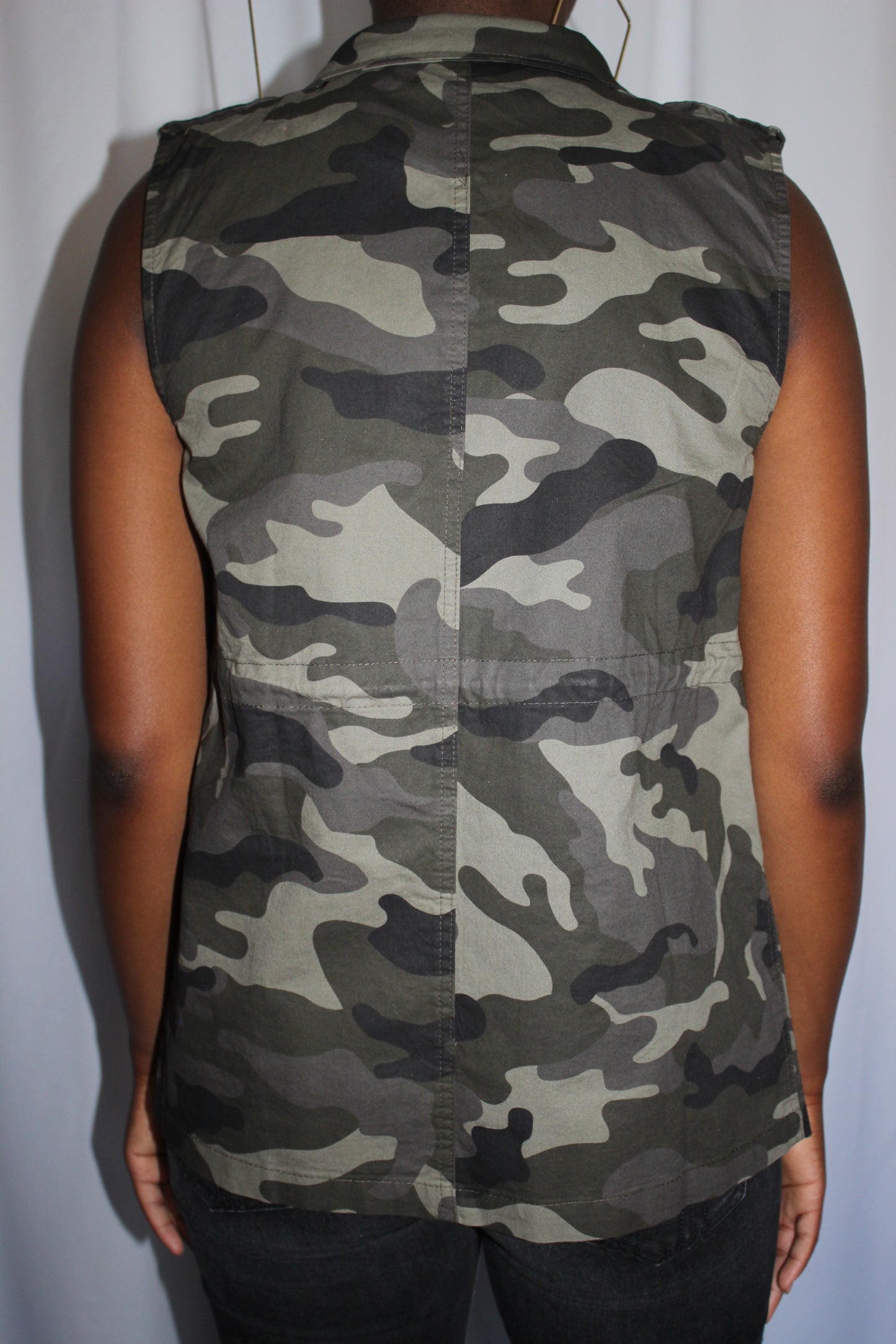 Camouflage button up utility vest